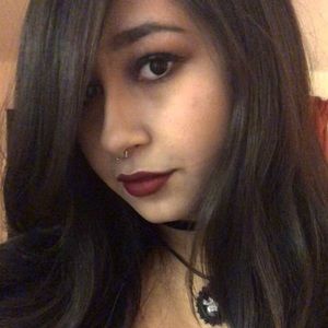 Meet your Posher, Liani